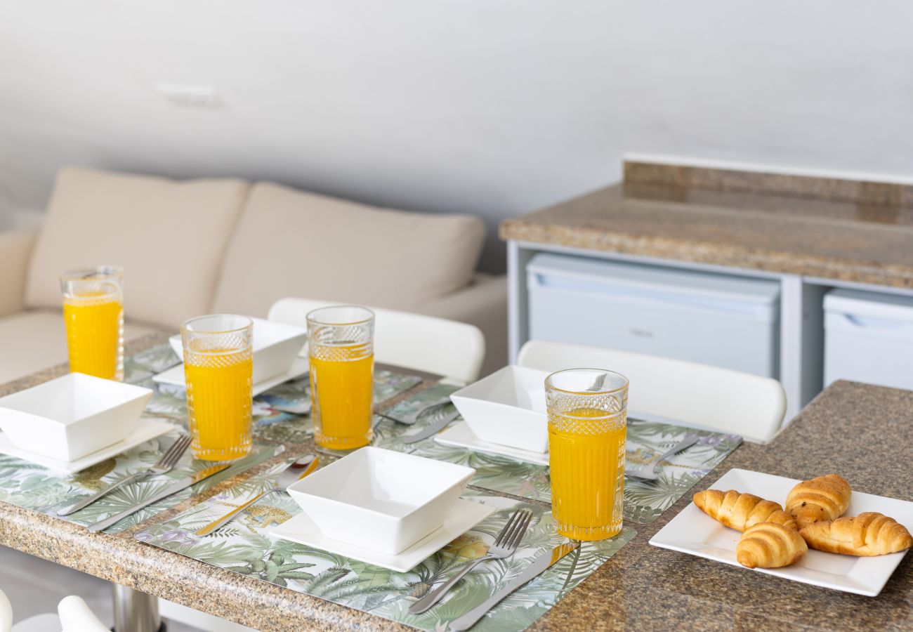 Apartment in Puerto de la Cruz - Lightbooking Ático Bencomo con vistas a la playa 