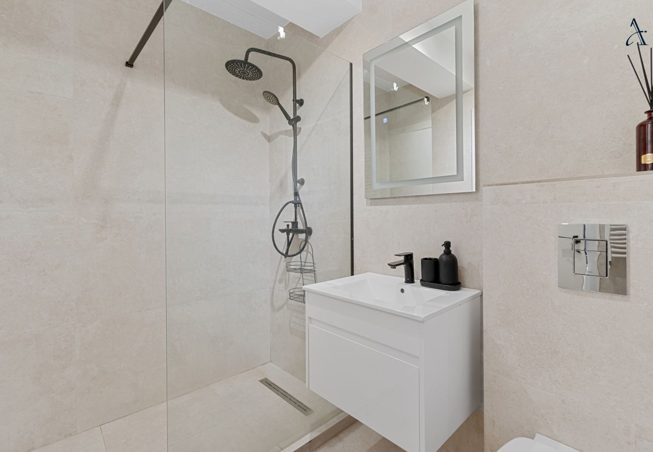 Apartment in Voluntari - XOV - 1BDR Apartment on Pipera Boulevard