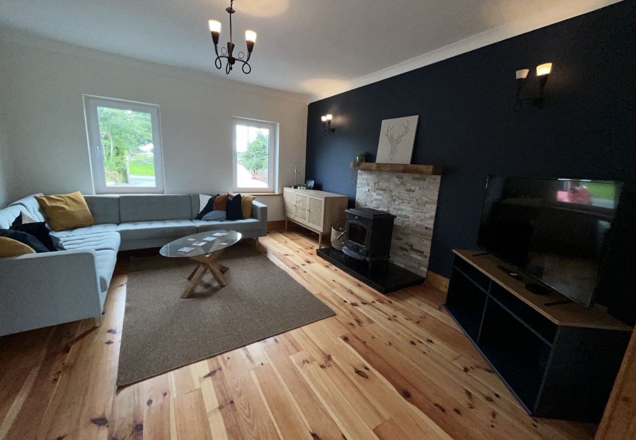 House in Kildare - The Eillistown - An Teach Bábóige