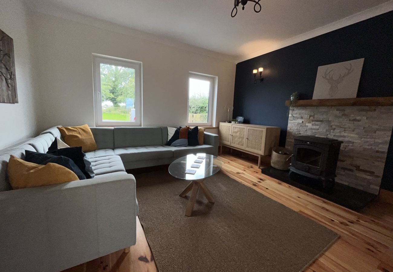 House in Kildare - The Eillistown - An Teach Bábóige