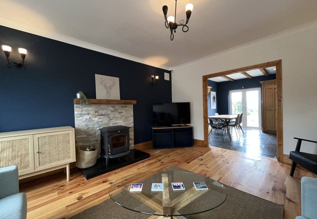 House in Kildare - The Eillistown - An Teach Bábóige
