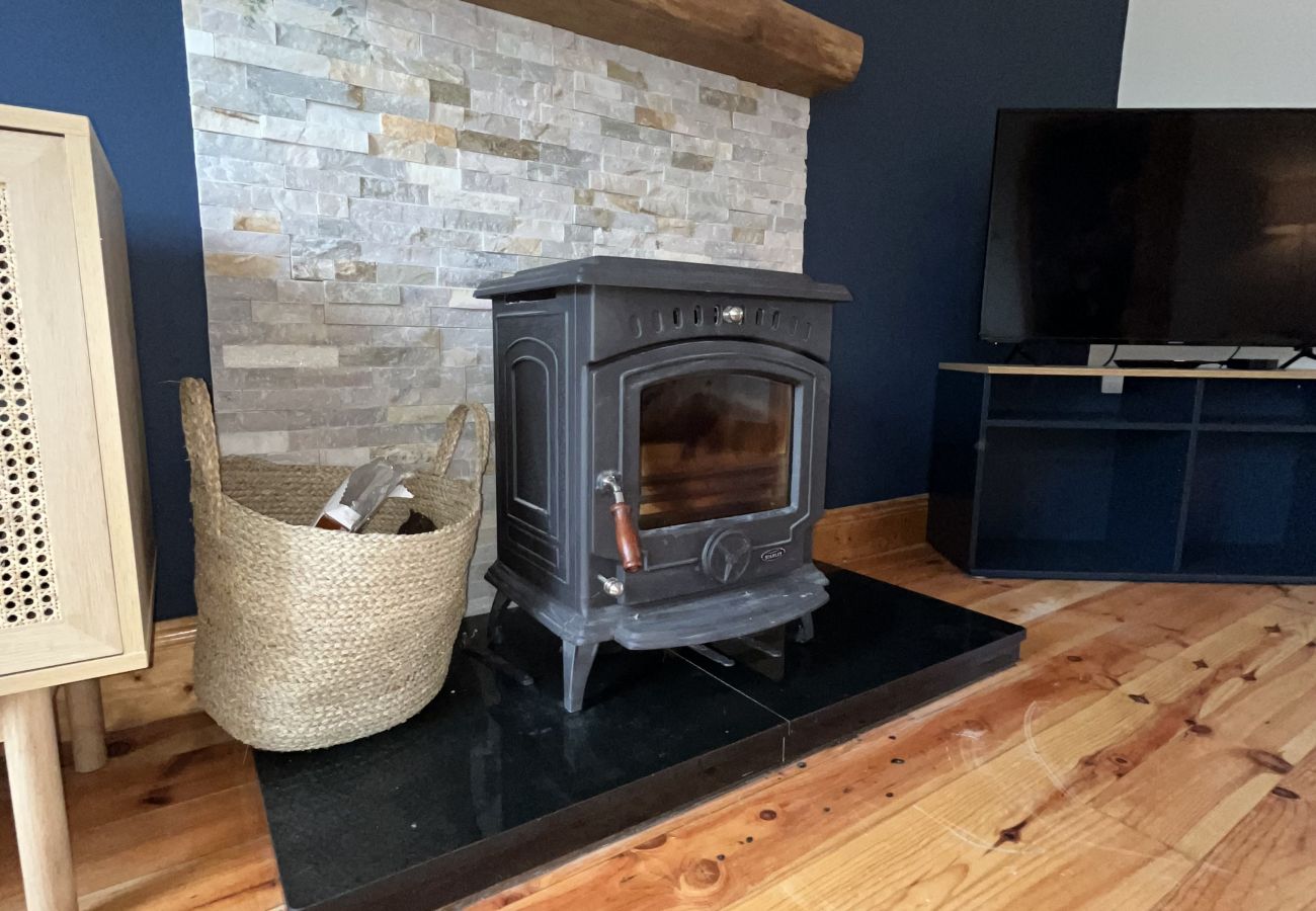 House in Kildare - The Eillistown - An Teach Bábóige