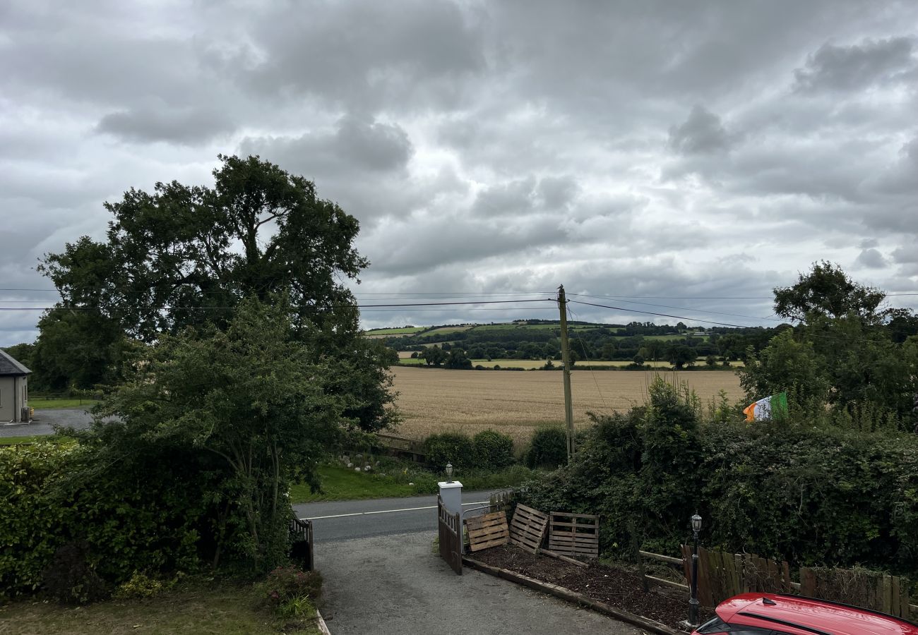 House in Kildare - The Eillistown - An Teach Bábóige