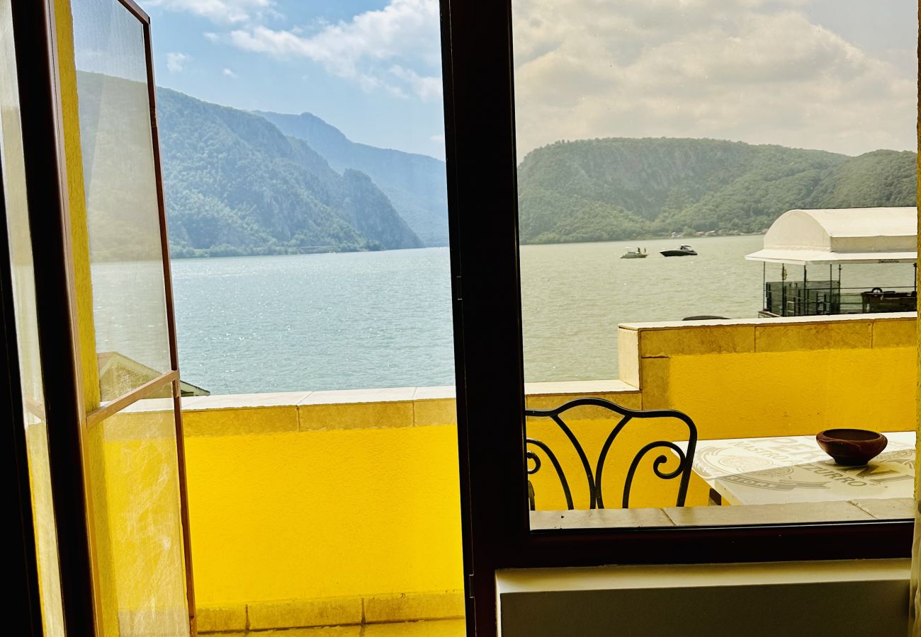 Villa in Dubova - Vila Victor view of the Cazanele Dunarii