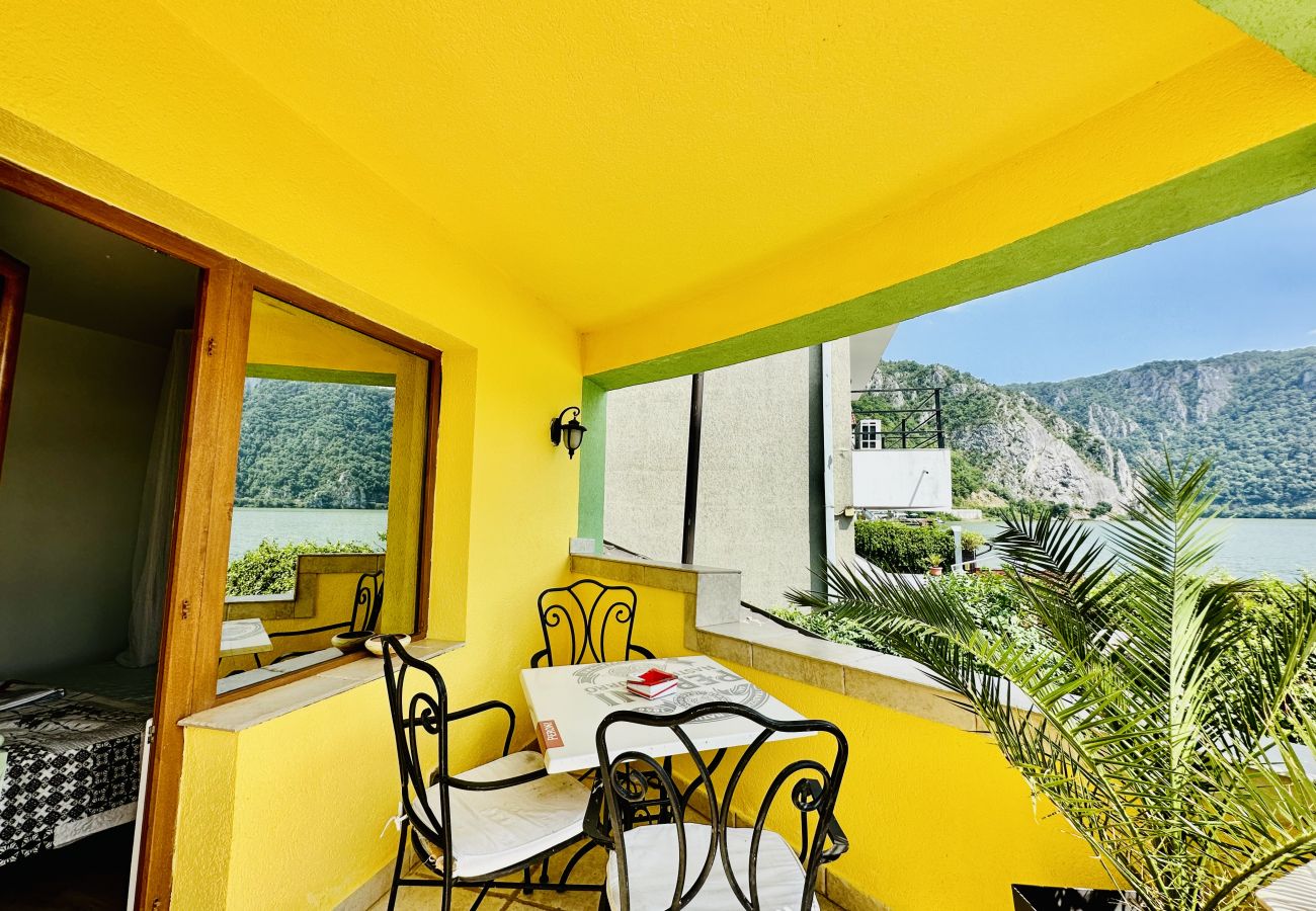 Villa in Dubova - Vila Victor view of the Cazanele Dunarii