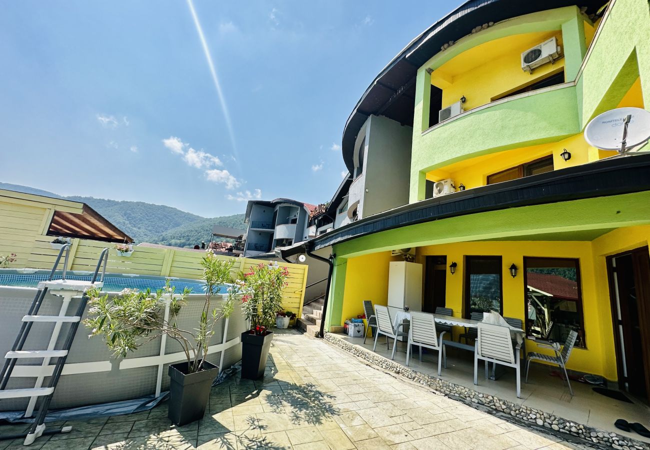 Villa in Dubova - Vila Victor view of the Cazanele Dunarii