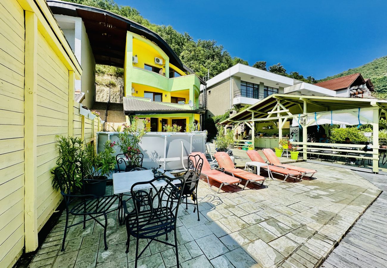 Villa in Dubova - Vila Victor view of the Cazanele Dunarii