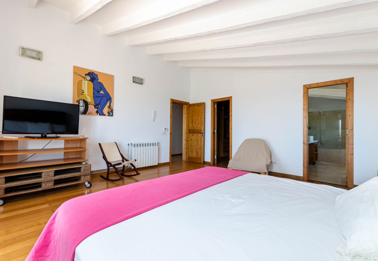 Villa in Muro - YourHouse Es Fiters, nice villa with pool and space for up to 8 guests