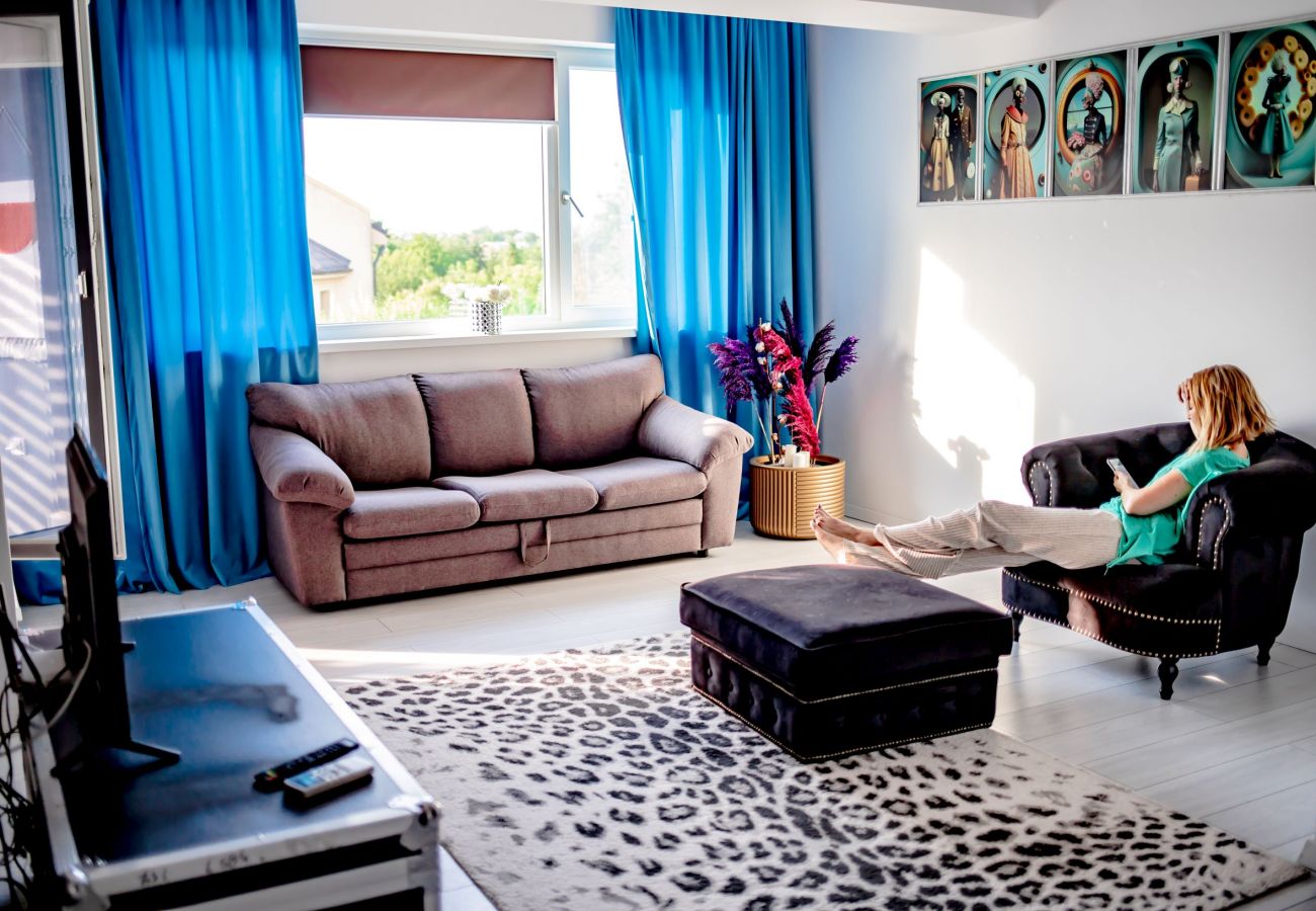 Apartment in Voluntari -  Allegoria Lake View Apart Pipera