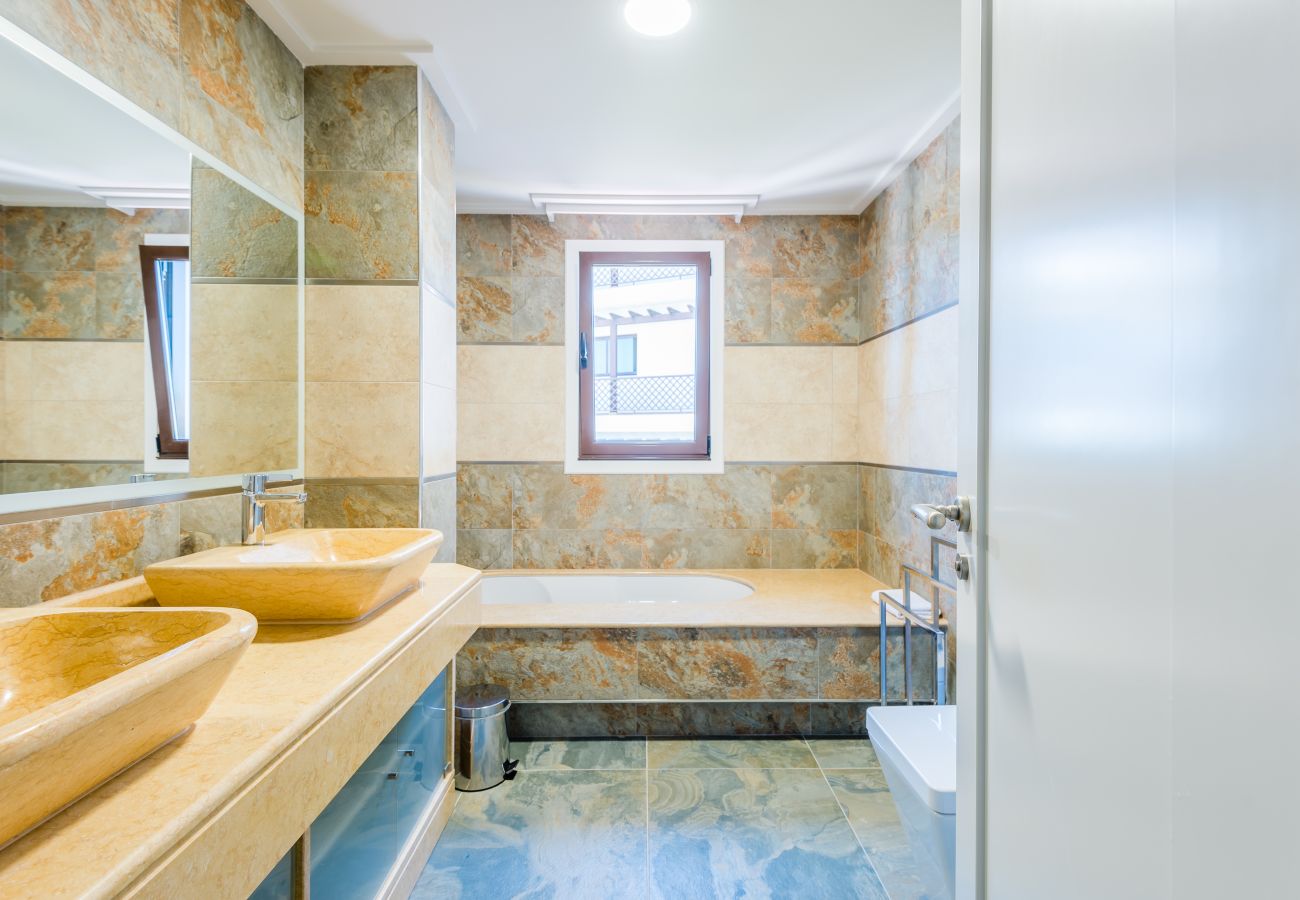 Apartment in Albufeira - Falesia Beach C