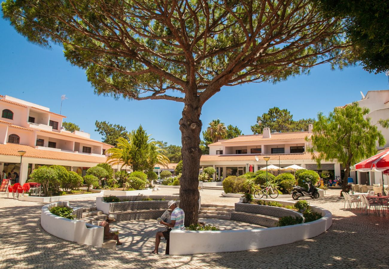 Apartment in Albufeira - Falesia Beach C