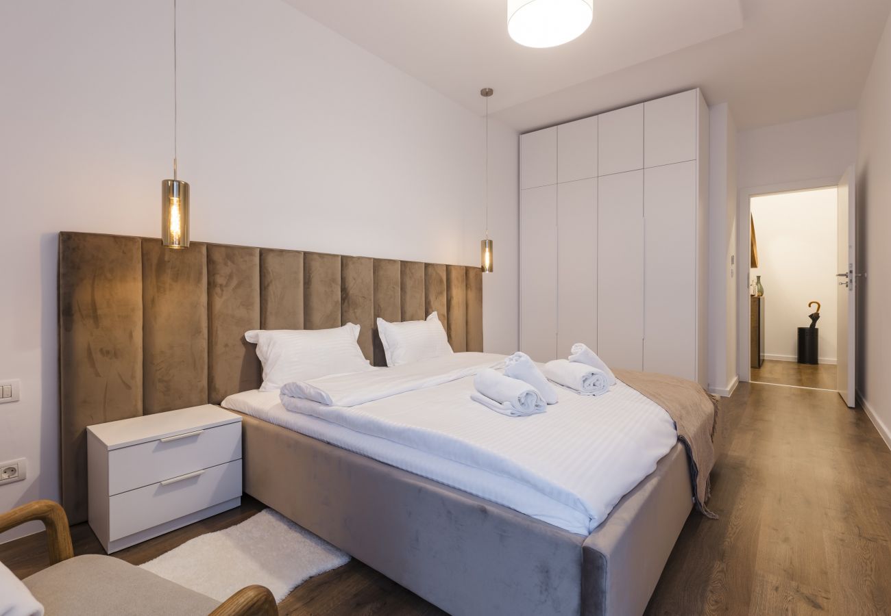 Apartment in Timisoara - RentForComfort near Iulius Mall with Balcony & Private Parking