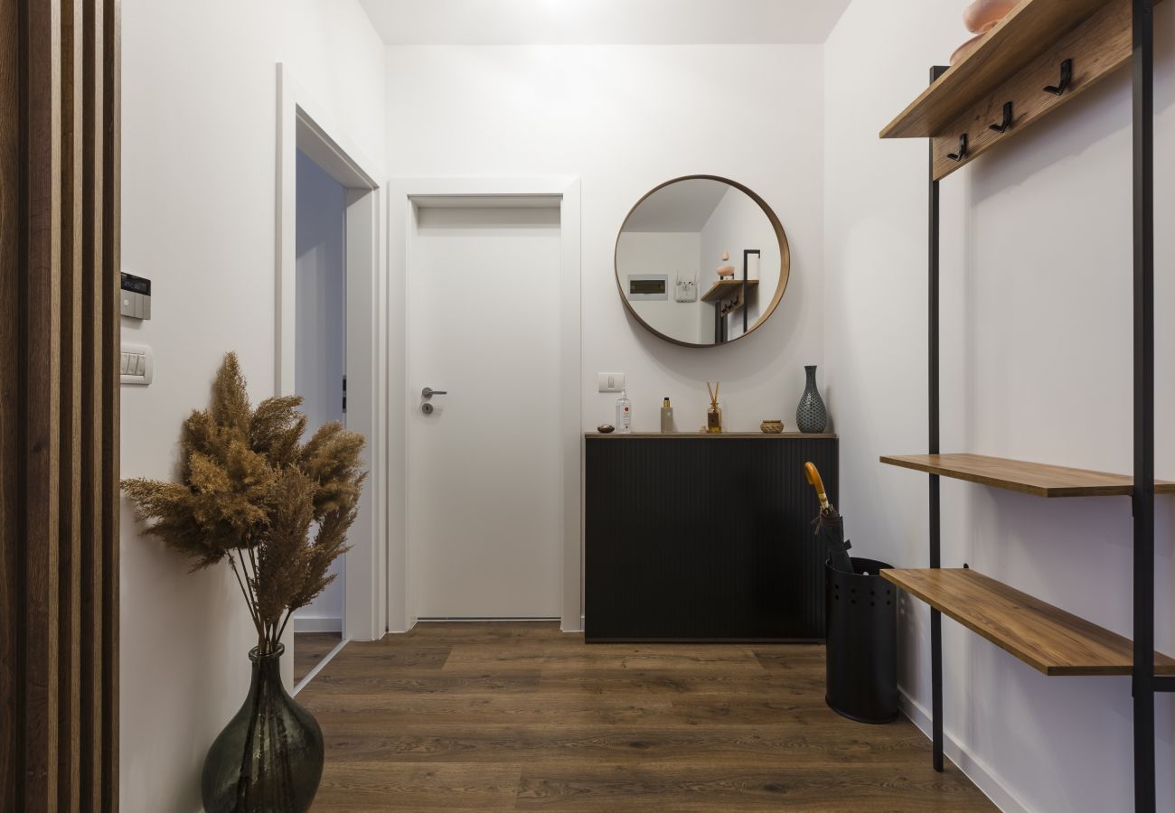Apartment in Timisoara - RentForComfort near Iulius Mall with Balcony & Private Parking