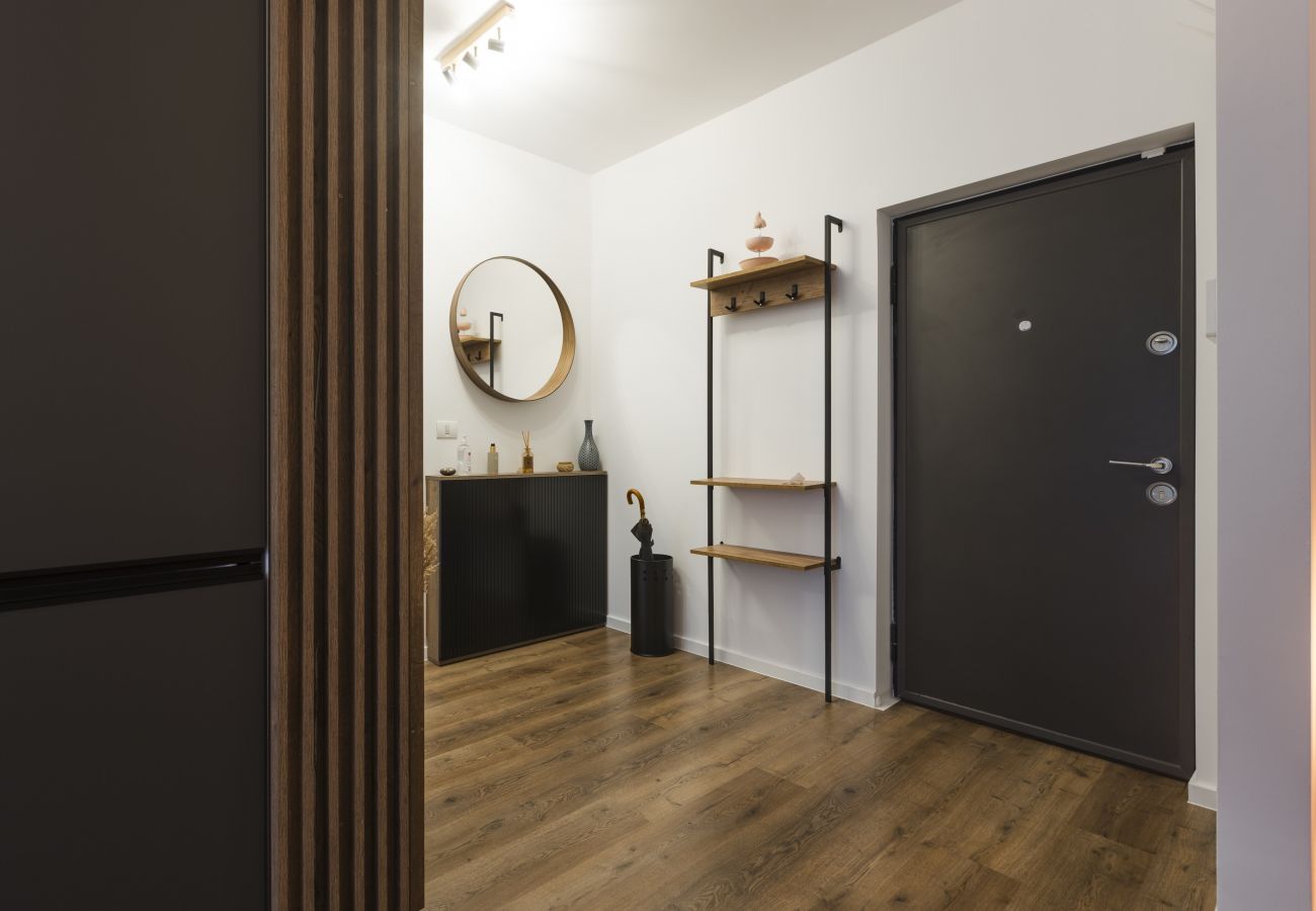 Apartment in Timisoara - RentForComfort near Iulius Mall with Balcony & Private Parking