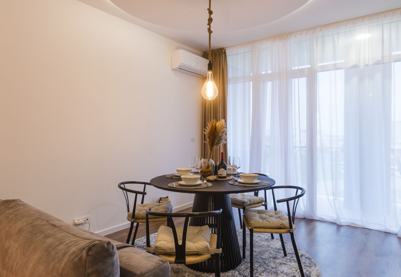 Apartment in Timisoara - RentForComfort near Iulius Mall with Balcony & Private Parking