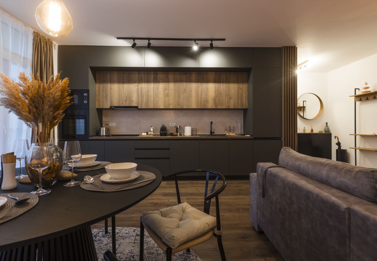 Apartment in Timisoara - RentForComfort near Iulius Mall with Balcony & Private Parking