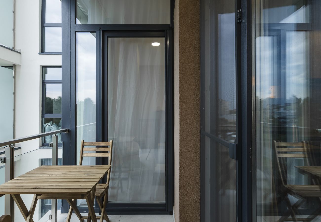 Apartment in Timisoara - RentForComfort near Iulius Mall with Balcony & Private Parking