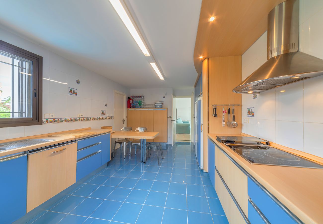 Villa in Son Servera - VILLA ES PINARO - BEACH FRONT