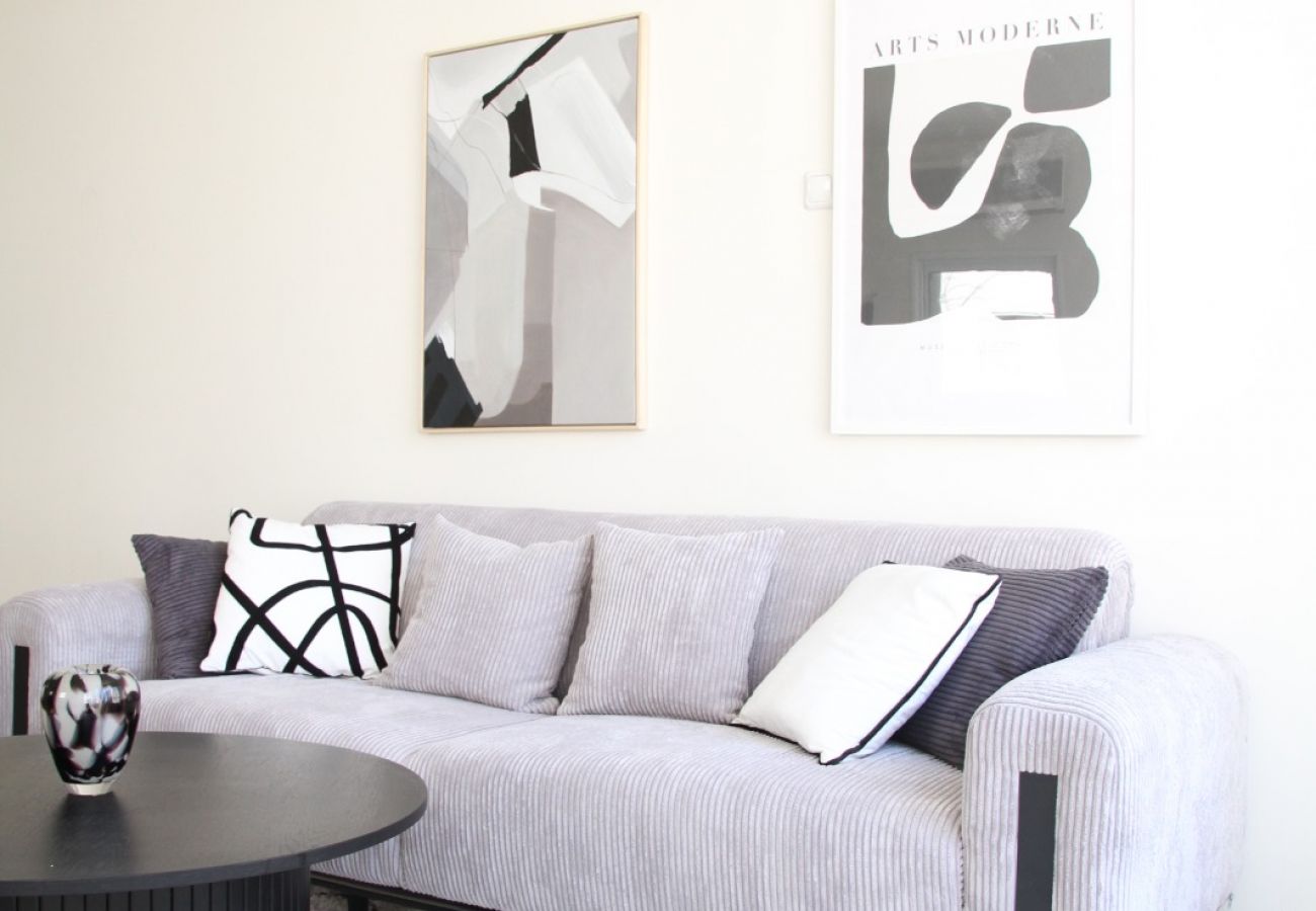 Apartment in Tel Aviv - Jaffa - Tranquil & Charming Apt near Hayarkon Park by FeelHome