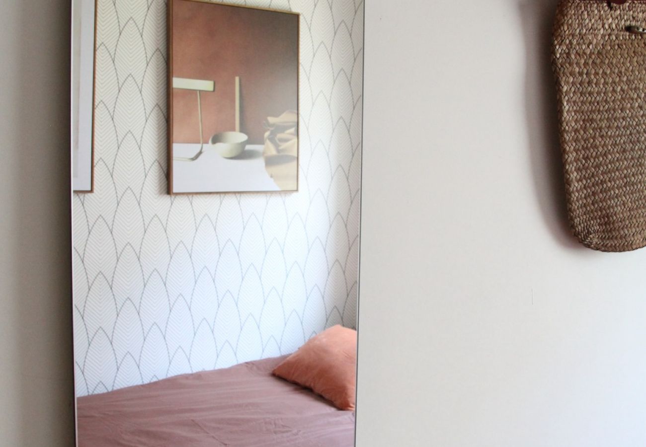 Apartment in Tel Aviv - Jaffa - Tranquil & Charming Apt near Hayarkon Park by FeelHome