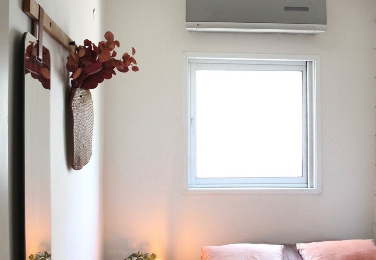 Apartment in Tel Aviv - Jaffa - Tranquil & Charming Apt near Hayarkon Park by FeelHome