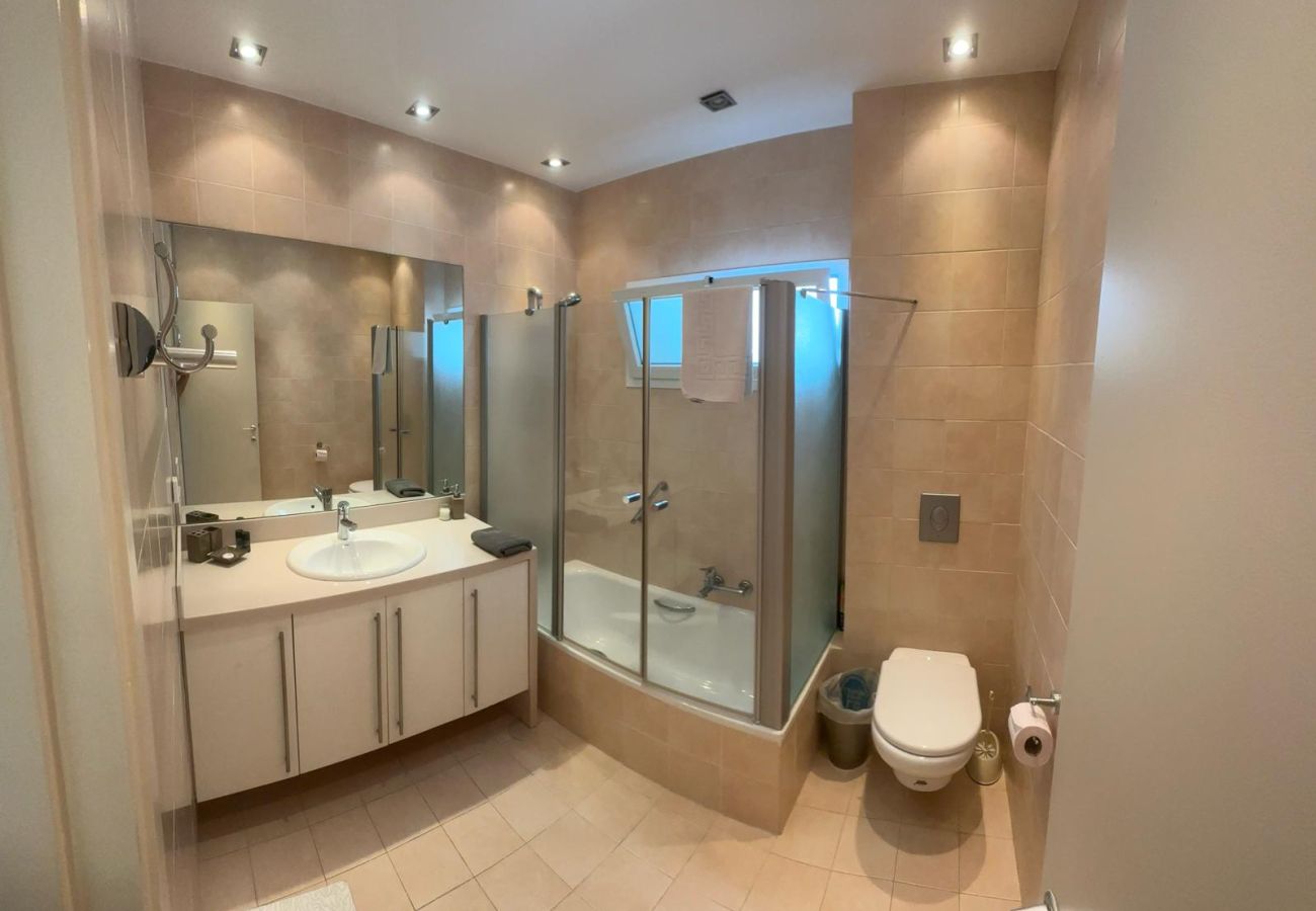 Apartment in Tel Aviv - Jaffa - Tranquil & Charming Apt near Hayarkon Park by FeelHome