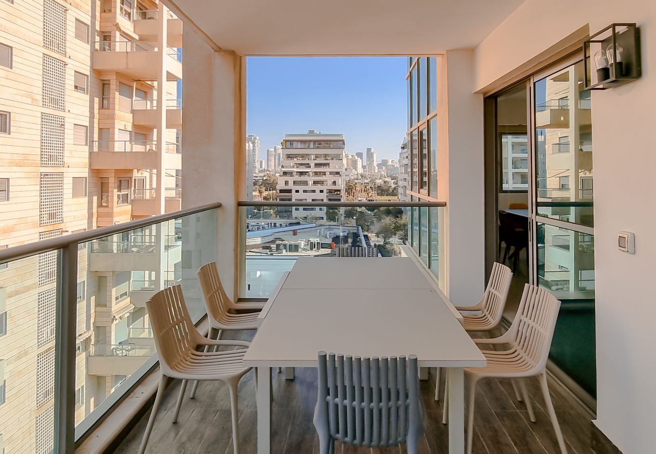 Apartment in Tel Aviv - Jaffa - Spacious Condo in New North by FeelHome