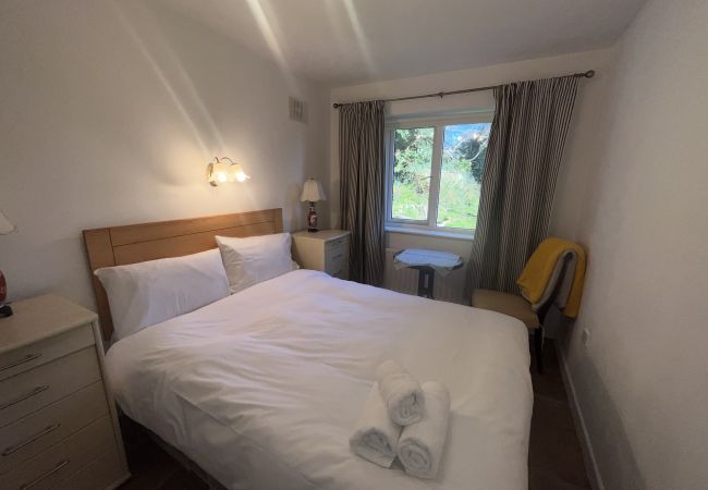 House in Galway City - Wild Atlantic Way - Spiddal Road House in Galway City - Wild Atlantic Way - Spiddal Road