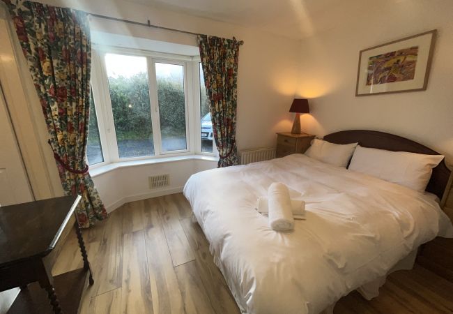 House in Galway City - Wild Atlantic Way - Spiddal Road House in Galway City - Wild Atlantic Way - Spiddal Road