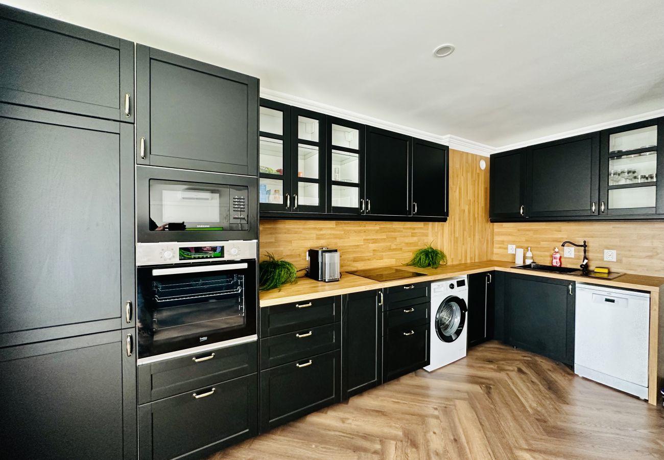 Apartment in Bucharest - Neoclassical Apartament Unirii