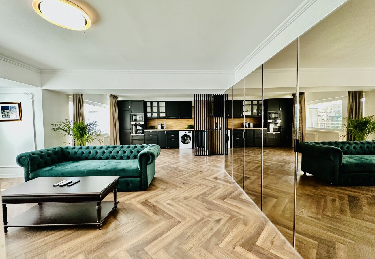 Apartment in Bucharest - Neoclassical Apartament Unirii