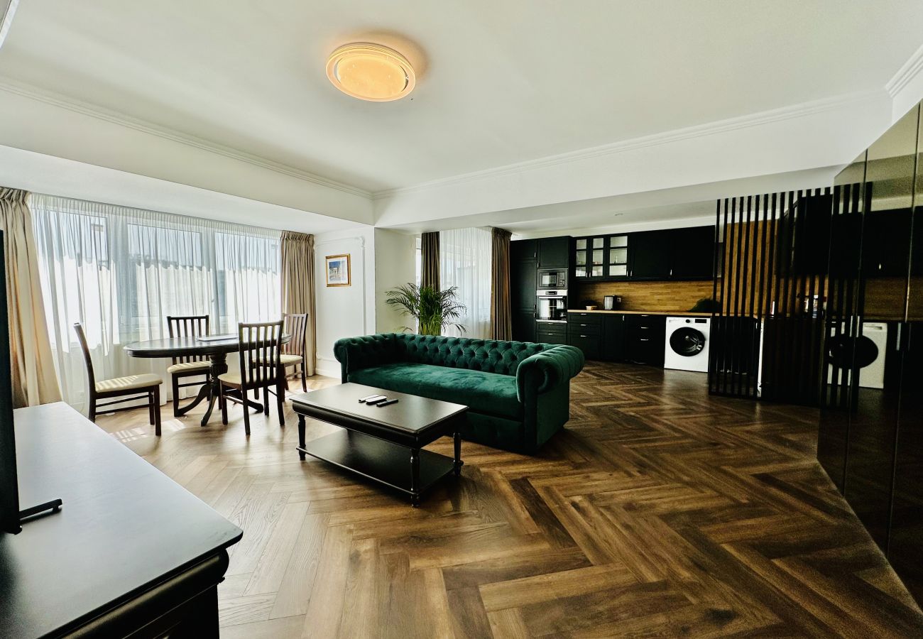 Apartment in Bucharest - Neoclassical Apartament Unirii