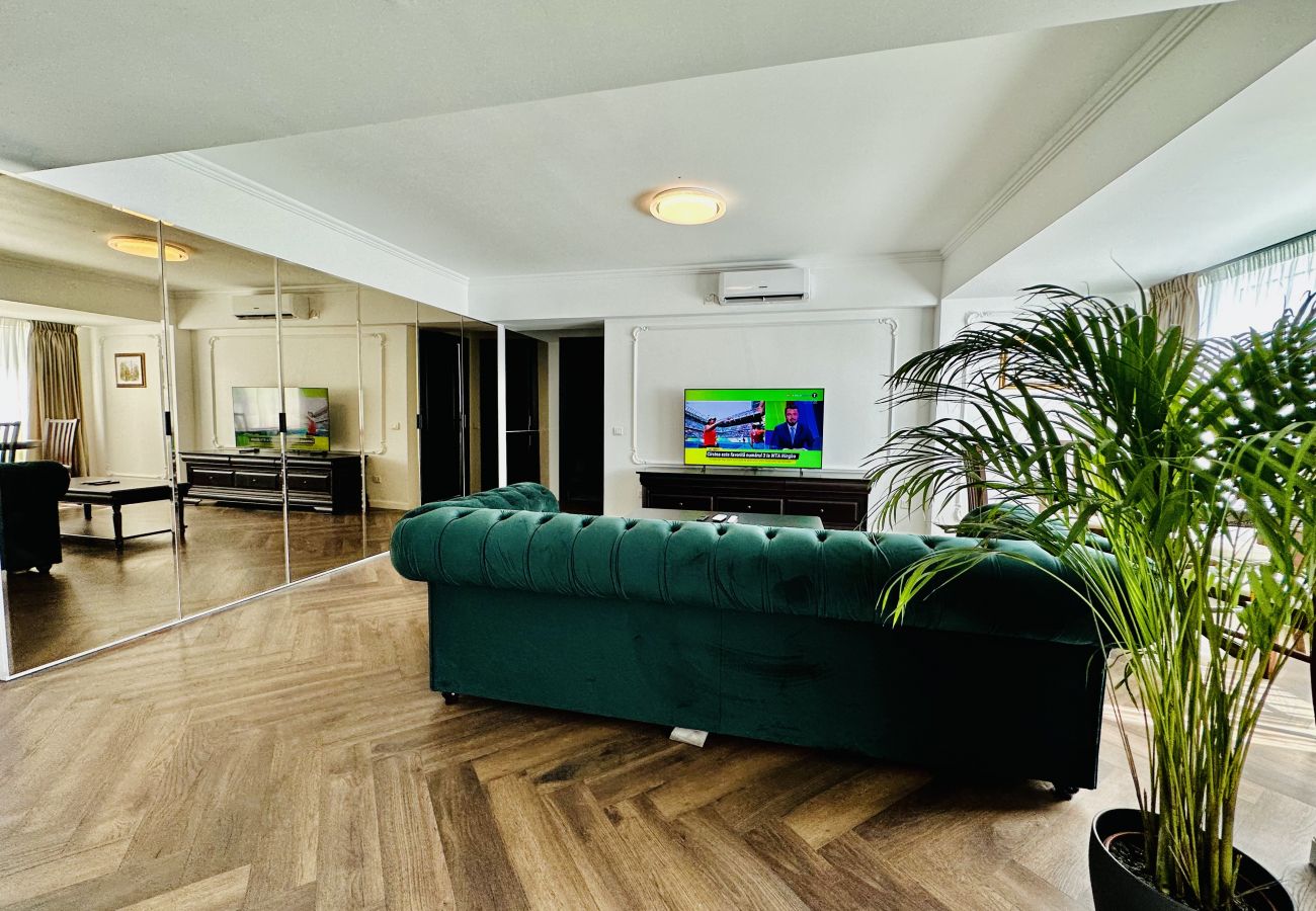 Apartment in Bucharest - Neoclassical Apartament Unirii