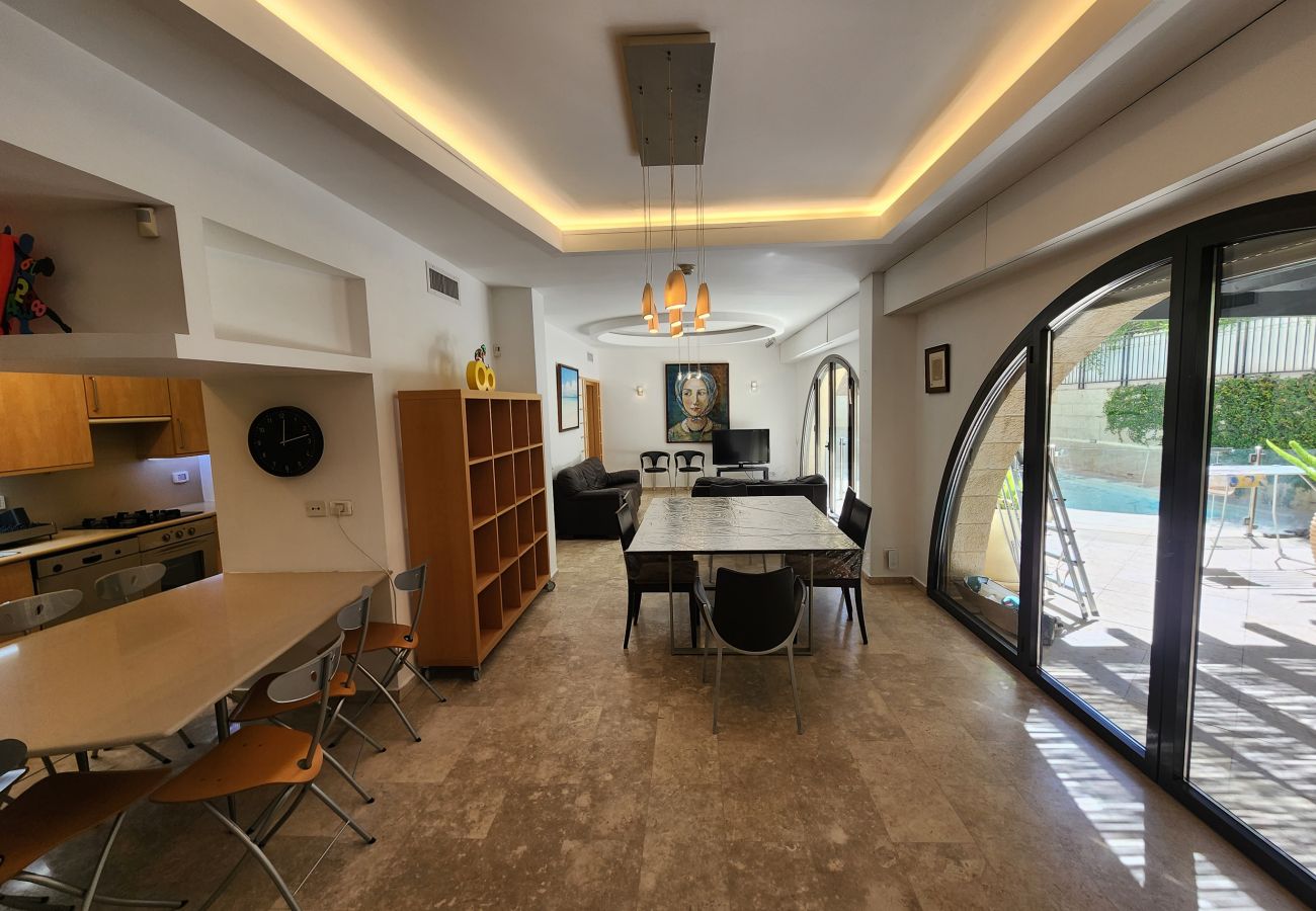 Apartment in Jerusalem - David's Village with Pool & Patio for Families by FeelHome