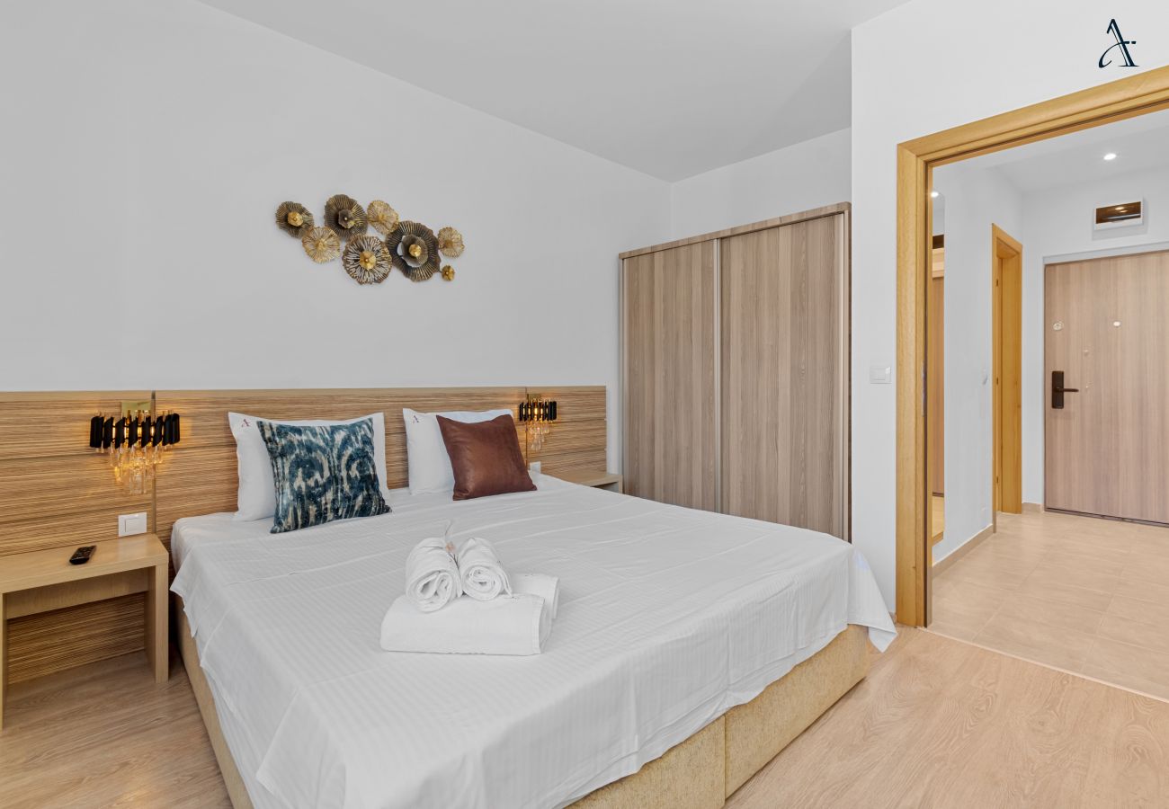 Apartment in Otopeni - Otopeni Gateway Suite