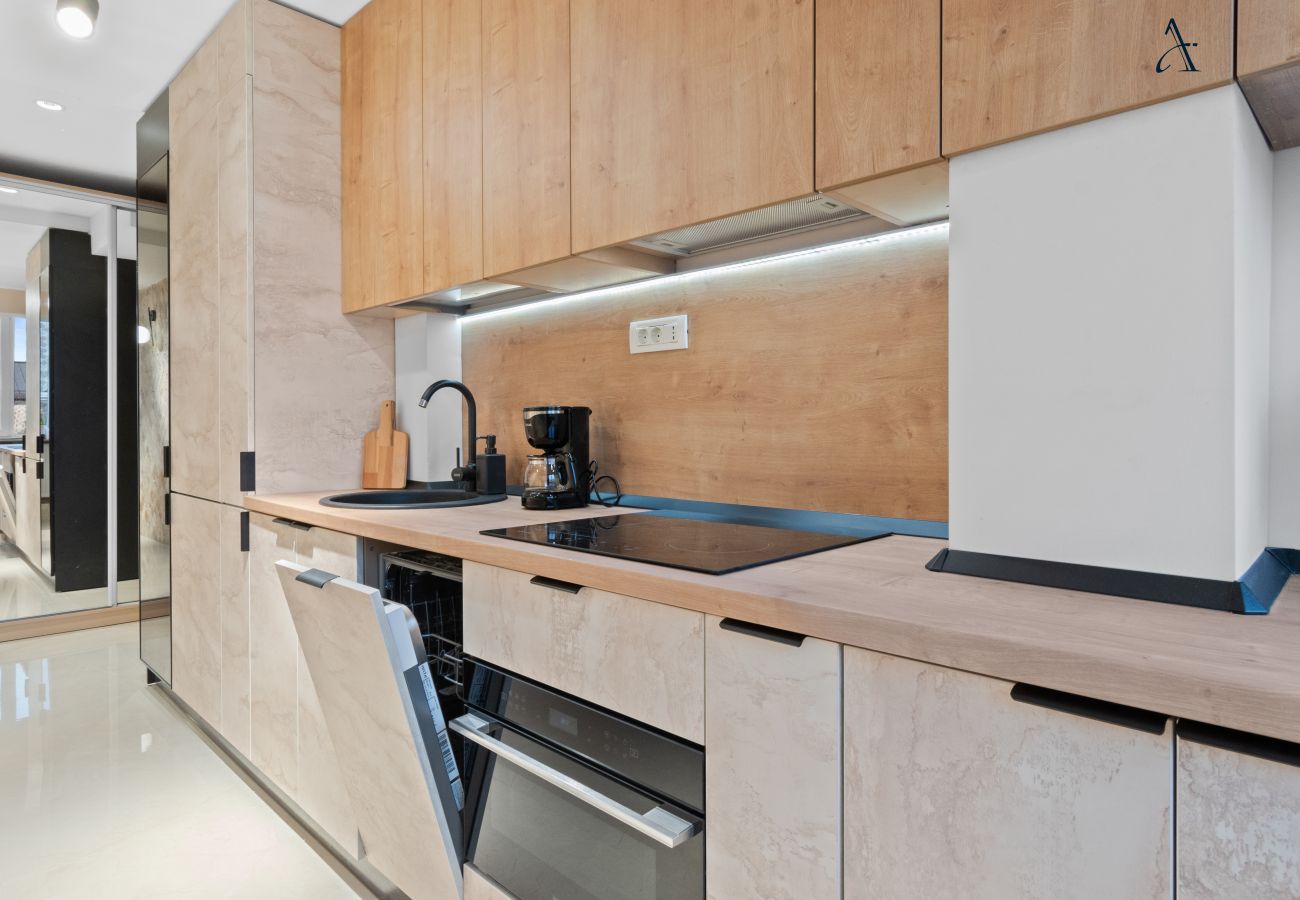 Apartment in Bucharest - RentForComfort Penthouse Romana