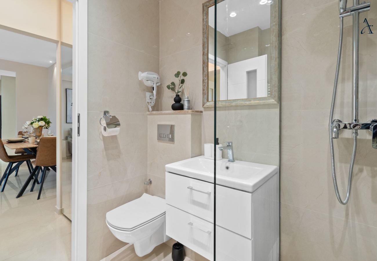 Apartment in Bucharest - RentForComfort Penthouse Romana