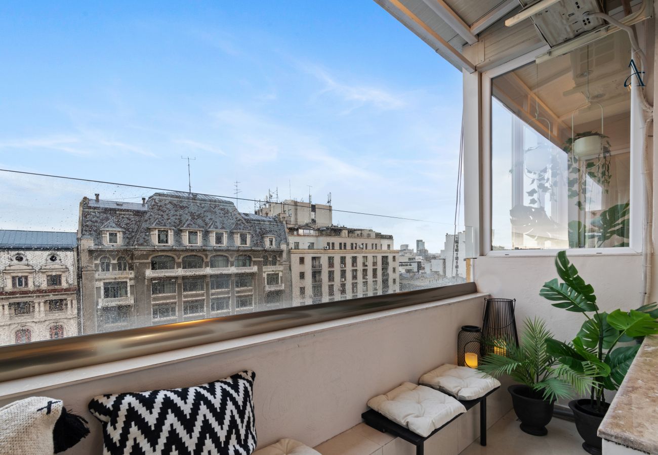 Apartment in Bucharest - RentForComfort Penthouse Romana