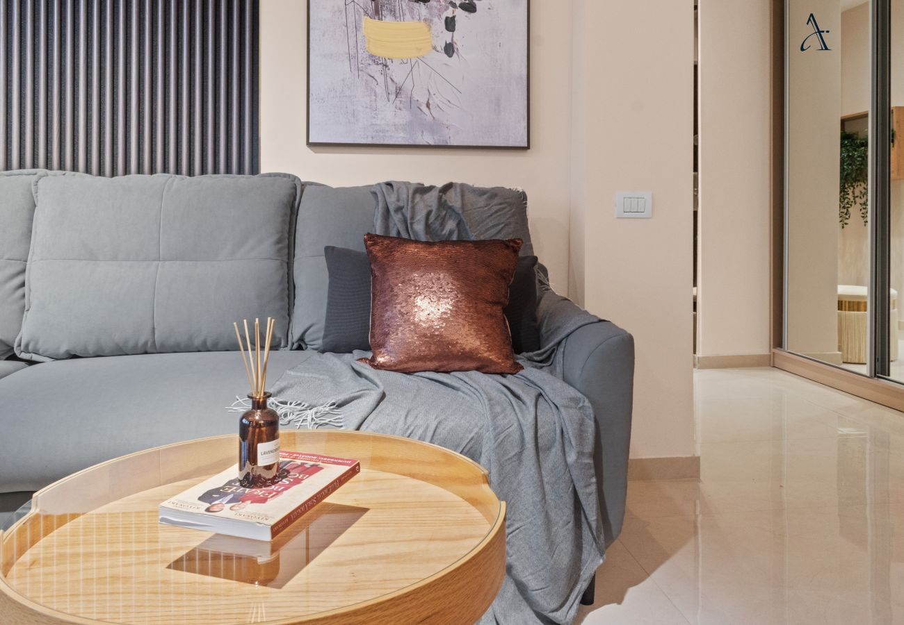 Apartment in Bucharest - RentForComfort Penthouse Romana