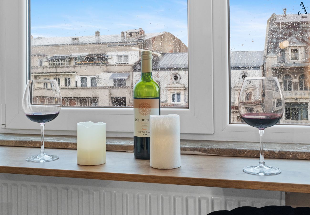 Apartment in Bucharest - RentForComfort Penthouse Romana