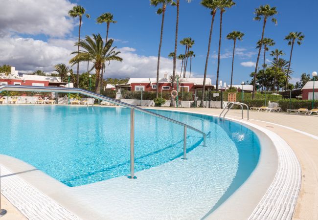 Bungalow in San Bartolomé de Tirajana - Lightbooking Los Tunos Maspalomas private terrace