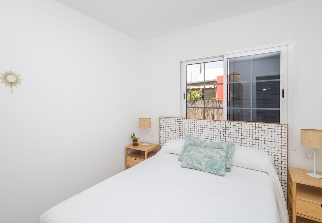 Bungalow in San Bartolomé de Tirajana - Lightbooking Los Tunos Maspalomas private terrace