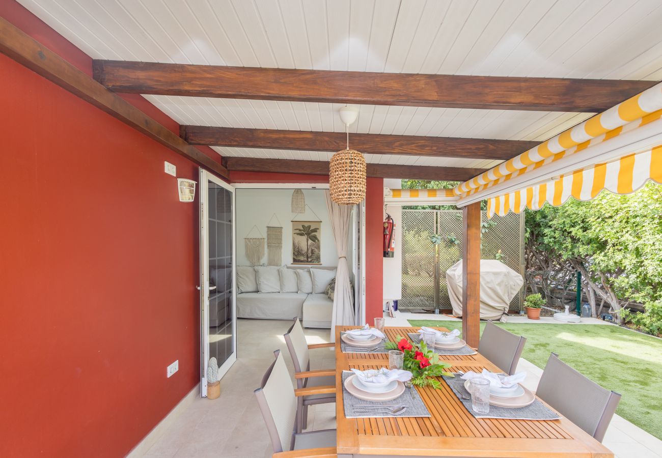 Bungalow in San Bartolomé de Tirajana - Lightbooking Los Tunos Maspalomas private terrace