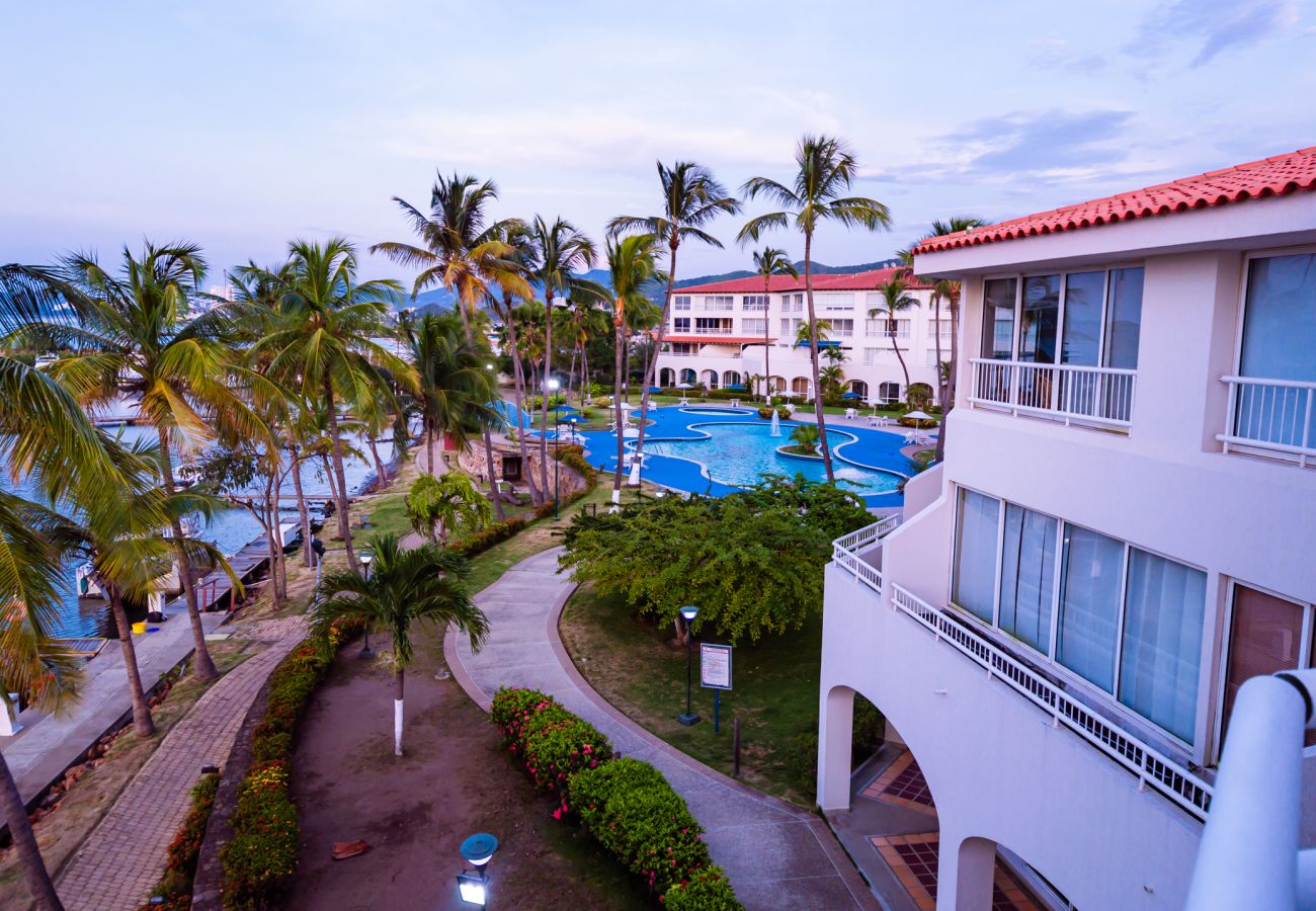 Apartment in Lechería - Bahía Redonda junto al mar