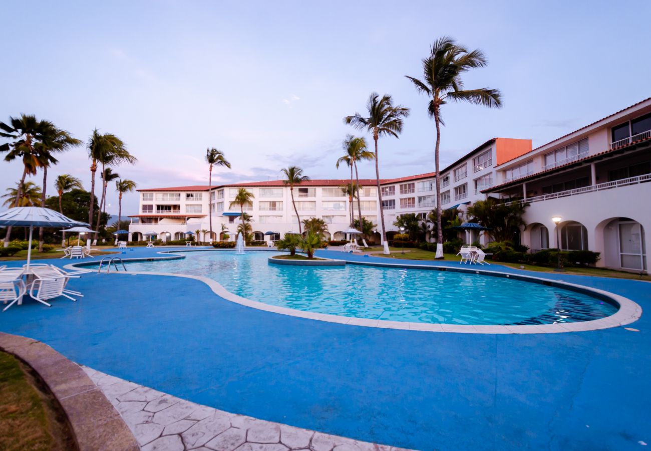 Apartment in Lechería - Bahía Redonda junto al mar