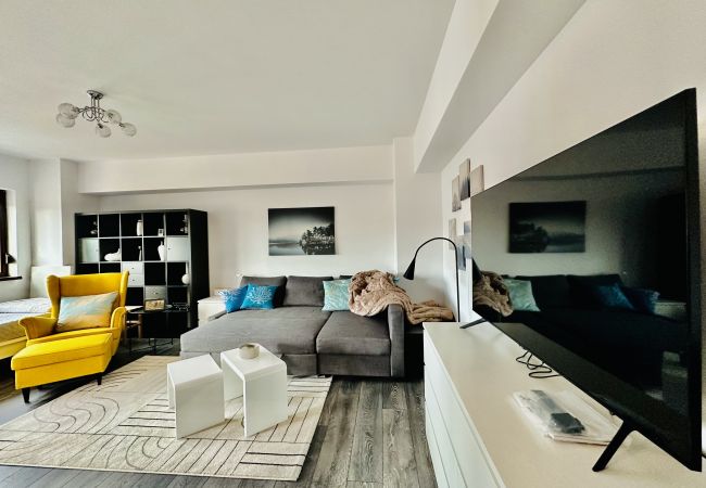 Apartment in Râmnicu Vâlcea - Ultracentral with Spectacular View