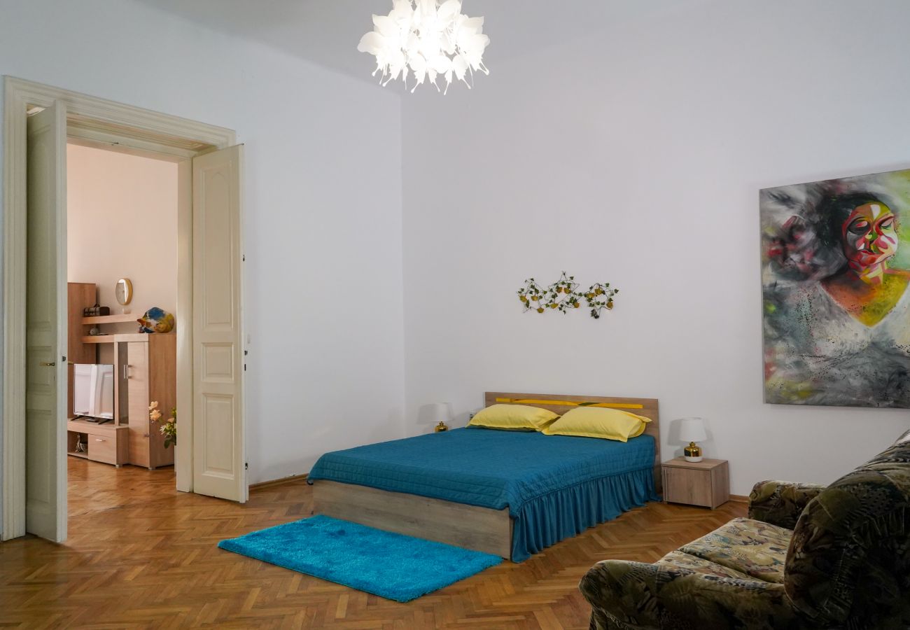 Apartment in Timisoara - 2BDR Marschall Palace