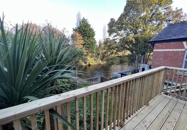 House in Dublin - Tranquil Retreat in Historic Chapelizod, House in Dublin - Tranquil Retreat in Historic Chapelizod,