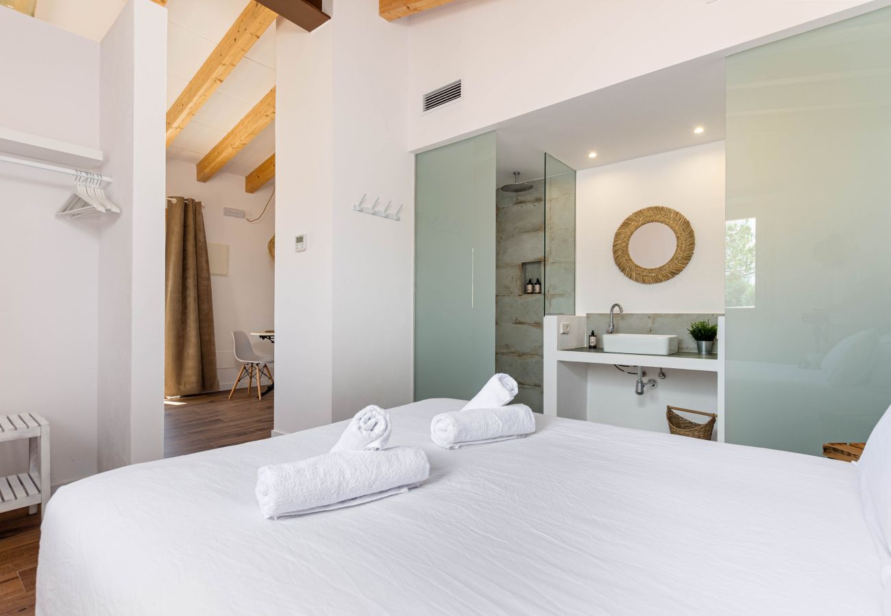 Farm stay in Costitx - YourHouse Cal Tio 3, peaceful apartment in a farmhouse