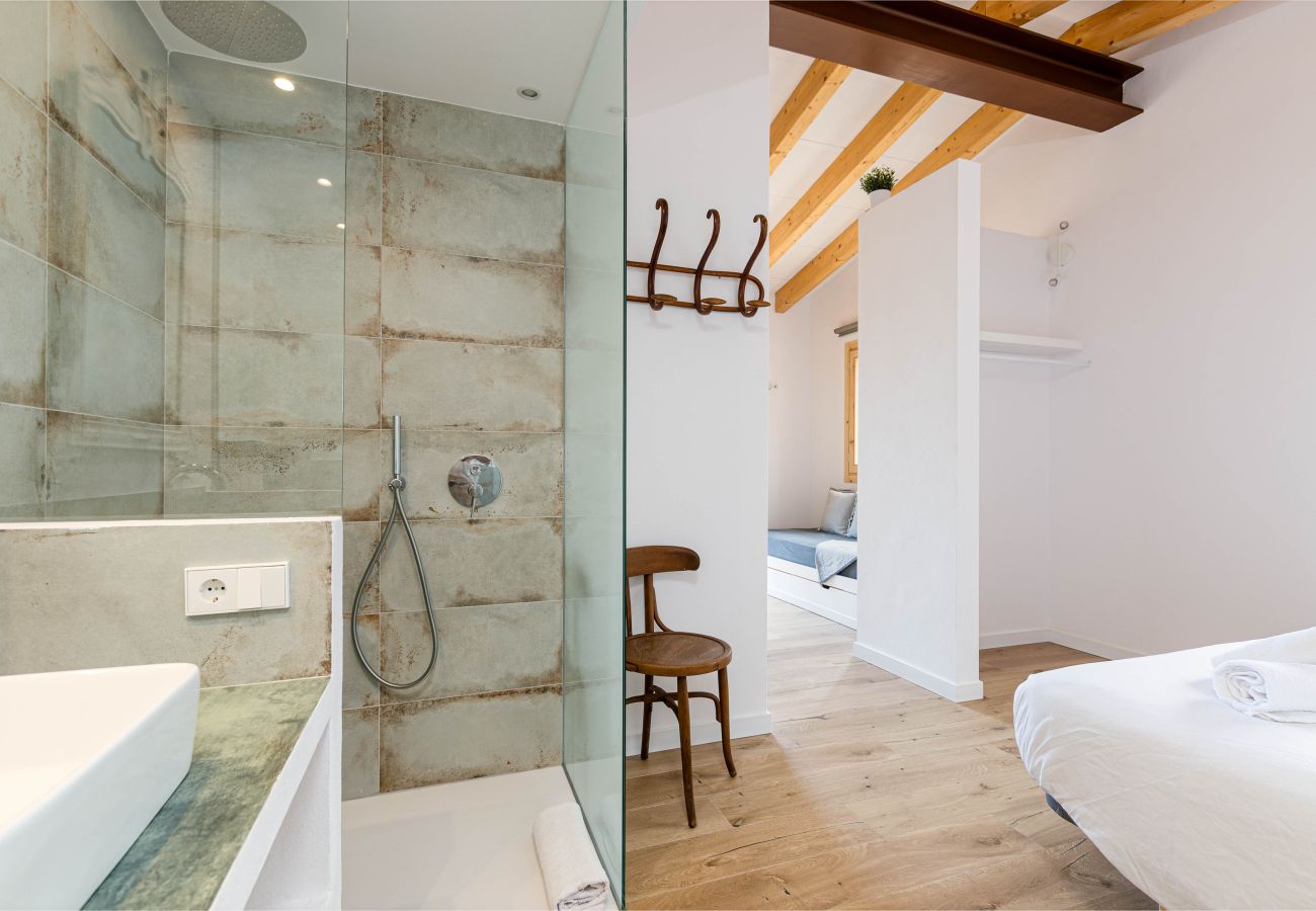 Farm stay in Costitx - Cal Tio 4 YourHouse, lovely apartment in a farmhouse with shared pool